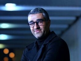 وکیل پژمان جمشیدی از صدور حکم دادگاه مبنی بر ۹۹ ضربه شلاق تعزیری خبر داد