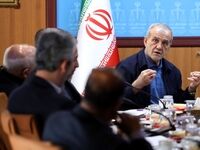 پزشکیان: باید از مسیر دیپلماتیک برای کاهش تنش‌ها استفاده کرد