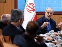 پزشکیان: باید از مسیر دیپلماتیک برای کاهش تنش‌ها استفاده کرد