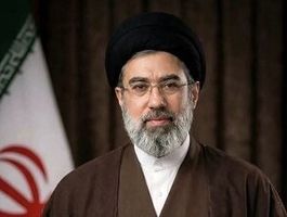 رهبر انقلاب:  دستیابی به «ایران هر چه قوی‌تر» از مسیر وحدت بین اقشار مختلف جامعه می‌گذرد 
 